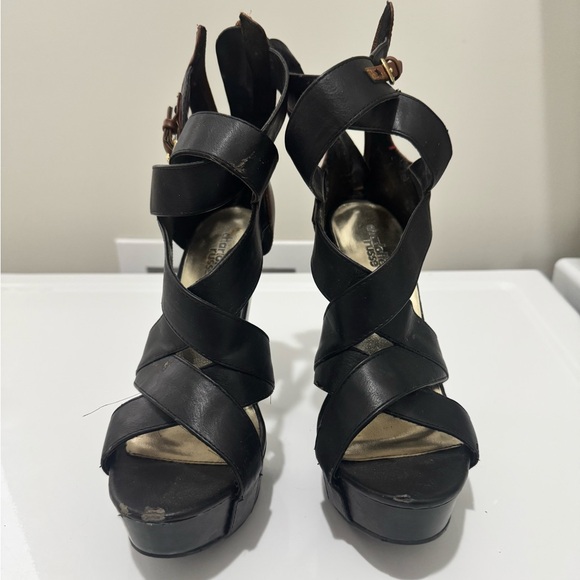 Black/brown women’s heels for sale! - Picture 1 of 3